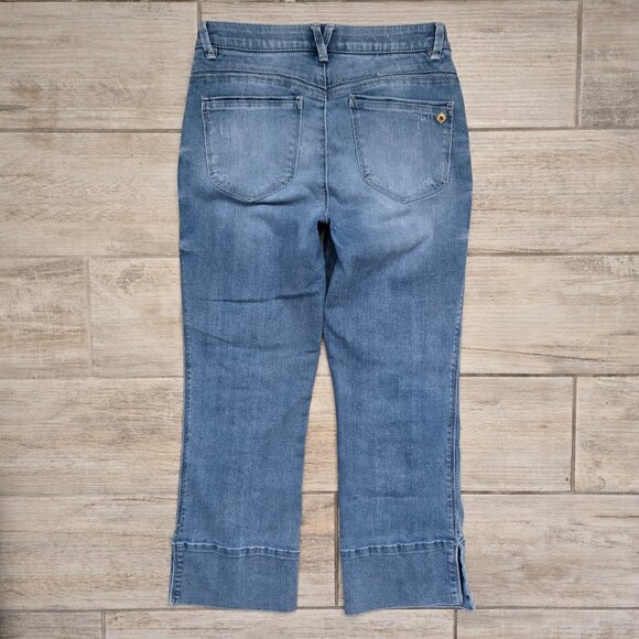 Democracy Ab Solutions Straight Crop Jeans Chunky Hem Seam Lightly Distressed 4P - Picture 2 of 8